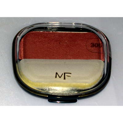 Max Factor Lustrous Sponge-On Satin Blush 6g (12 UNITS)