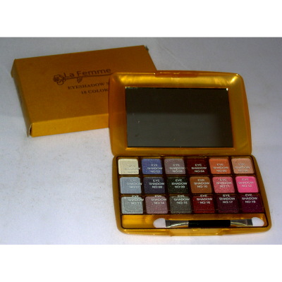La Femme 18pc Eye Shadow Set With Mirror (Boxed) (12 UNITS )